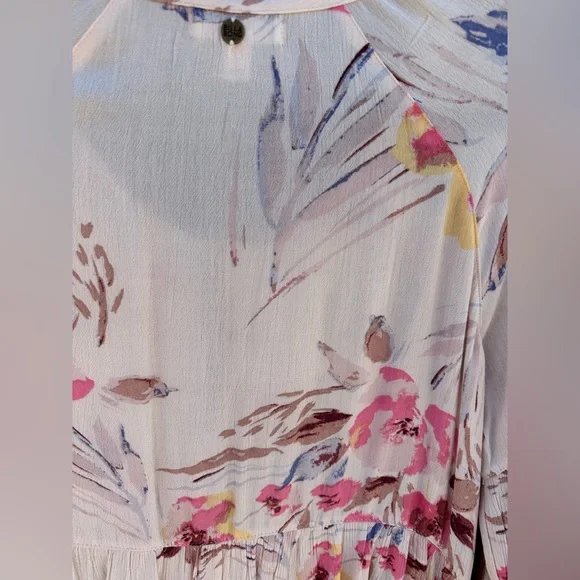 Billabong Until Tomorrow Floral Dress White & Pink Short Mini Casual Dress - Picture 14 of 16